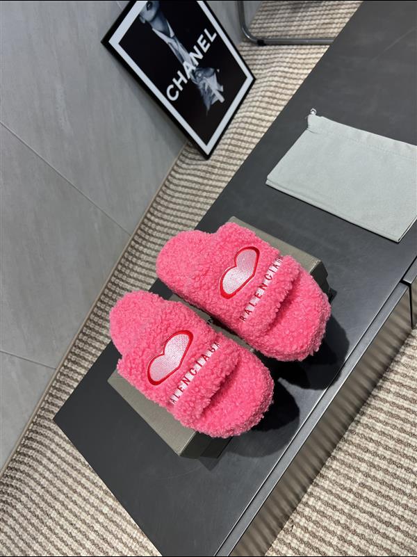 2025112818448539 210